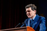 Nicușor Dan nu ocupă activ postul de cercetător: „O să reflectez dacă îl păstrez”