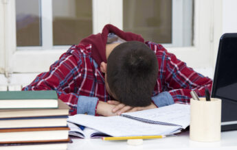 Stres în perioada examenelor? Există soluții!