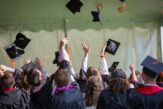 De la liceu la viața de student: 4 lucruri care te vor lua prin surprindere