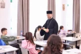 Andra Berceanu: Mutarea Religiei din școli în parohii, soluție pentru bugetul Educației