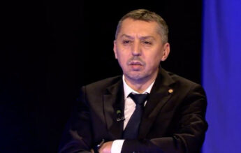 David: Numărul maxim de elevi într-o clasă va crește la 30, în situații excepționale