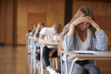 Bursele nu au influențat rata de participare la examenele naționale. Efecte pozitive asupra motivației și absenteismului – studiu ISE