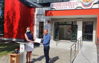 Bazinul cu „acces liber” al unei școli, transformat în afacere privată – Buletin de București