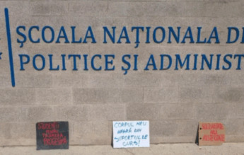 O profesoară de la SNSPA se alătură protestului studentelor: „Nu mă simt în siguranță în această instituție”