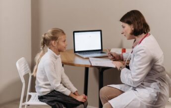UMF Iași deschide „Școala din spital” pentru copiii internați pe termen lung