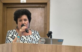 Șefa ISJ Cluj: Învățământul simultan la gimnaziu ar trebui desființat
