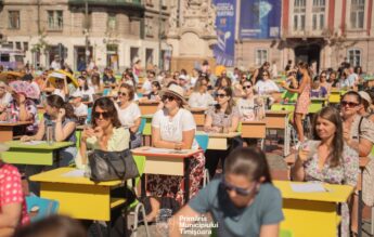 Marea Dictare a fost organizată și la Timișoara. Sute de participanți, inclusiv un senior de 87 de ani, la.eveniment