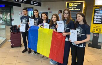 Liceenii români au câștigat 20 de medalii și distincții la cele mai importante competiții internaționale de economie din 2025