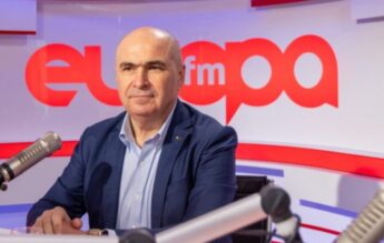 Bolojan spune că „foarte probabil” nu va participa la festivitătile de deschidere a anului școlar