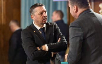 David: Elevii n-ar trebui să aibă teme mai mult de două ore. Unii profesori nu știau acest lucru
