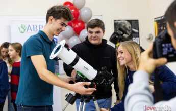 Elevii unui Colegiu Național au propriul laborator de astronomie și astrofizică