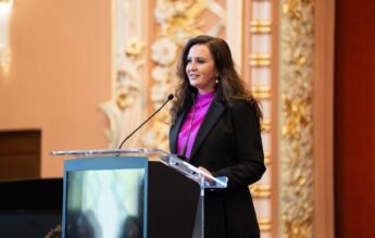Natalia Intotero: Ar fi bine să existe o salarizare diferențiată pentru profesori