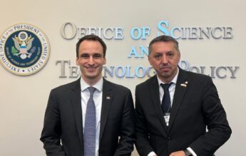 David s-a întâlnit la Casa Albă cu consilierul pentru știință al președintelui Trump