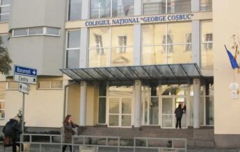 Ore cu psihologul în clasă, la școala unde un elev a rănit trei cadre didactice