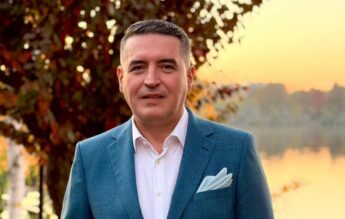 200 de profesori, inclusiv șeful ISMB, au participat ca o întâlnire cu Daniel Băluță, candidat la Primăria Generală