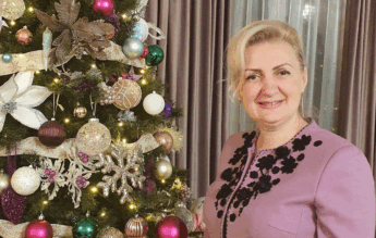 Claudia Muntean se întoarce în funcția de director, la doi ani după demiterea abuzivă