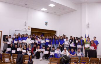 Tineri din trei județe au făcut schimb de experiență în cadrul proiectului  „Ambasadori pentru Educație”
