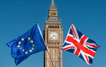 Marea Britanie se întoarce în programul european Erasmus Plus, în 2027