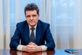 Profesorii au nevoie de stimulente pentru a merge în școlile de la sate, spune Nicușor Dan