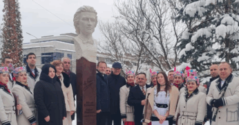 bust Mihai Eminescu, Ucraina
