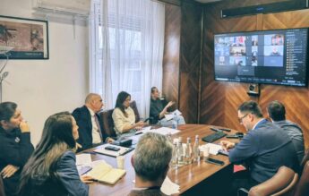 Oana Țoiu: Grupurile de minori care călătoreau cu însoțitori în zona de război sunt în siguranță la cazare