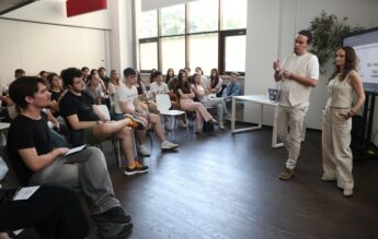 Festivalul de teatru pentru liceeni NU MĂ SPERIE BACUL! îi ajută să fie mai pregătiți