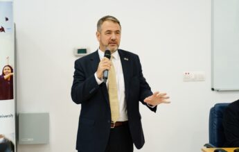 Sorin Costreie: Nu știu când are Ilie Bolojan timp de problemele educației