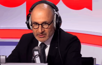 Andrei Țărnea (MAE): Responsabilitatea profesorilor de istorie e uriașă, când începe un război