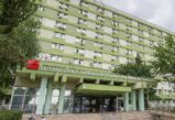Un elev a ajuns la spital după ce a fost bătut de un coleg, la școală