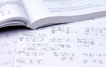 Profesoară, despre simularea la matematică: Vor fi puține note de 10. Nota 5 nu va fi cadou