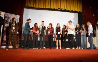 Piesa de teatru Alandalia, care critică derapajele din învățământ, pusă în scenă la Timișoara