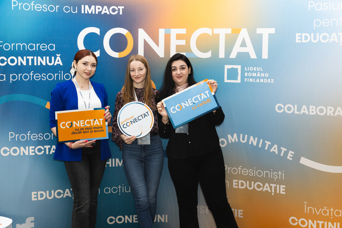 participanți conferință CONECTAT 2025