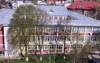 Concurență de aproape 7 elevi pe loc la admiterea în clasa a V-a într-un Colegiu Național din Iași