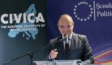 Adrian Curaj: Un sfert dintre elevi se pierd la trecerea de la gimnaziu la liceu