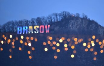 Elevi admiși cu media 1,00 la licee din Brașov