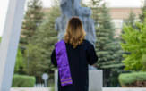 Profesoară care vindea cu 500 de euro diplome și foi matricole false, trimisă în judecată