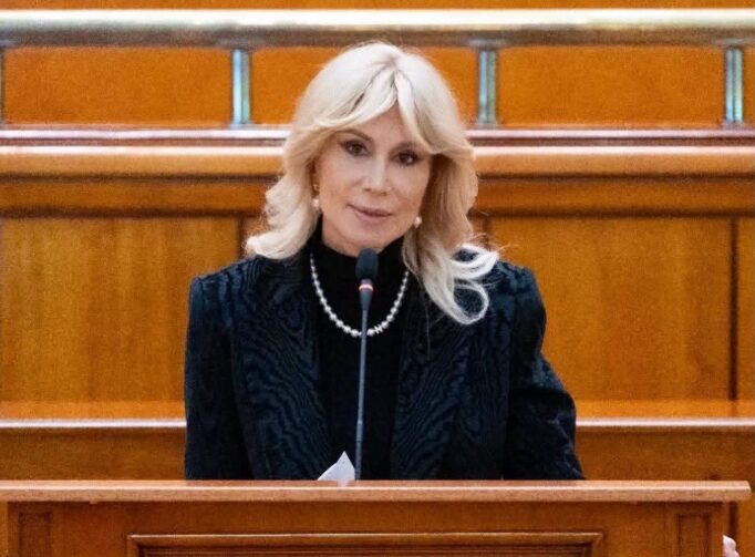 Raluca Turcan acuză PSD de fraudă și furt la vot pentru legea privind dubla admitere la liceu