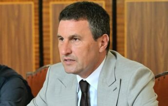 Vicepremier: Dacă învățământul nu se rezolvă, pică toată Legea salarizării