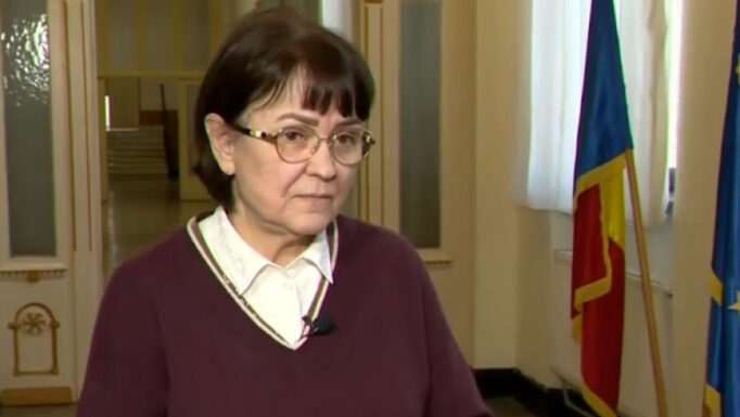 Andreia Bodea: Unii elevi ies din oră și spun ”Mi-a venit comanda” sau ”Mă duc să mă tund”