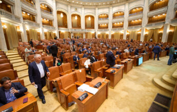 Abrogarea dublei admiteri a trecut de Camera Deputaților, anunță USR: ”Victorie pentru elevi și părinți”