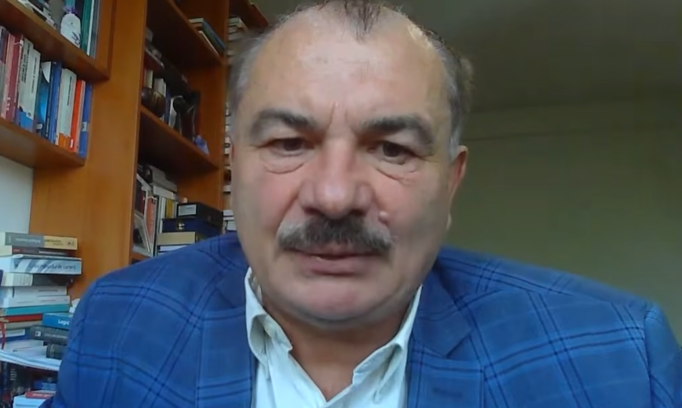 Miclea: Să reintroducem tezele. Să fie unice la nivel național, date la aceeași oră
