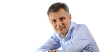 Replica elevilor pentru Daniel Zamfir: „Ești neomarxist dacă susții dreptul la liberă exprimare?”