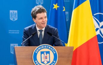 Nicușor Dan: Educația nu înseamnă doar note, cataloage sau examene
