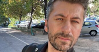 Propun uniformă obligatorie pentru toți parlamentarii României
