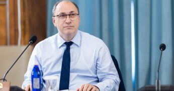Dimian, către profesori: Pregătiți-vă și participați la concursul de directori!