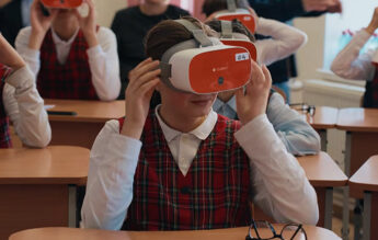 Comunitatea celor peste 30.000 de profesori Digitaliada sărbătorește 10 ani de impact în educație