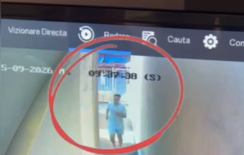 Panică într-o școală din Baia Mare. Un bărbat a intrat peste elevi și s-a baricadat în clasă