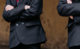 Elevii se revoltă împotriva uniformelor obligatorii. Protest național în negru, anunțat de CNE
