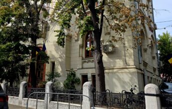 MEC a publicat manuale noi de clasa a IX-a pentru 63 de discipline, în format digital și PDF