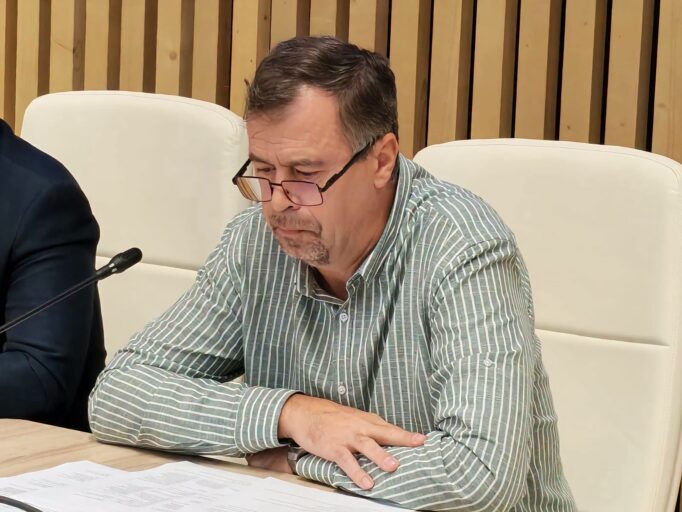 A picat concursul de director, dar a ajuns șef al ISJ. Cazul lui Gabriel Matei, consilier PSD